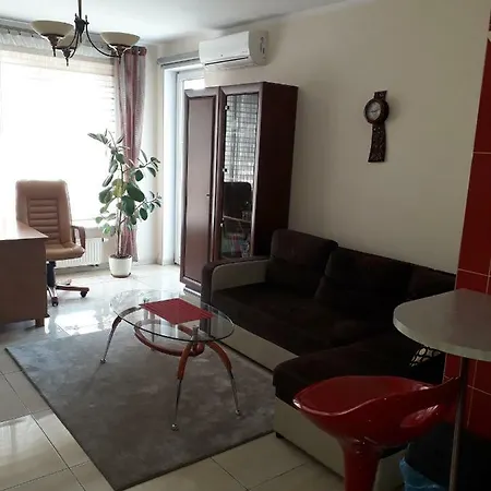 Nice Apartament By Legnicka 17 Daire
